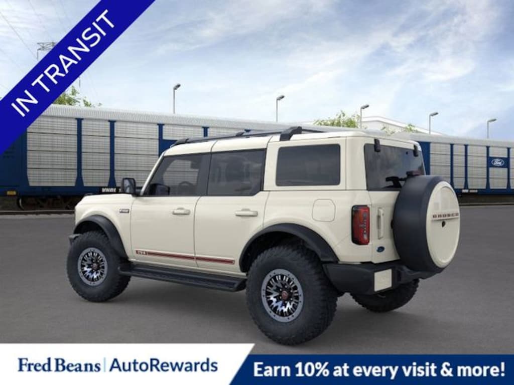 New 2026 Ford Bronco Outer Banks SUV