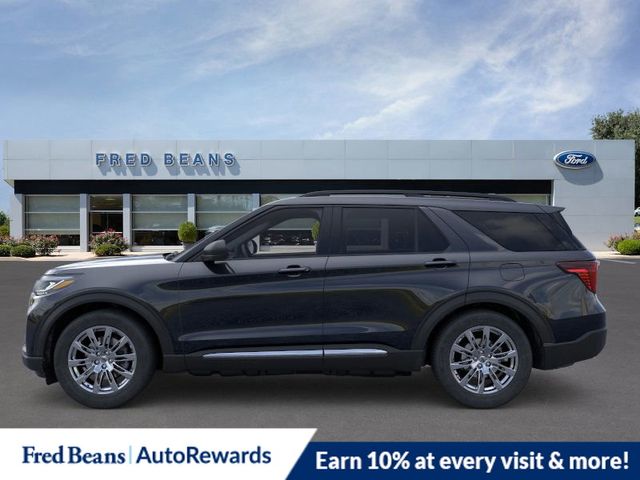 2025 Ford Explorer photo 4
