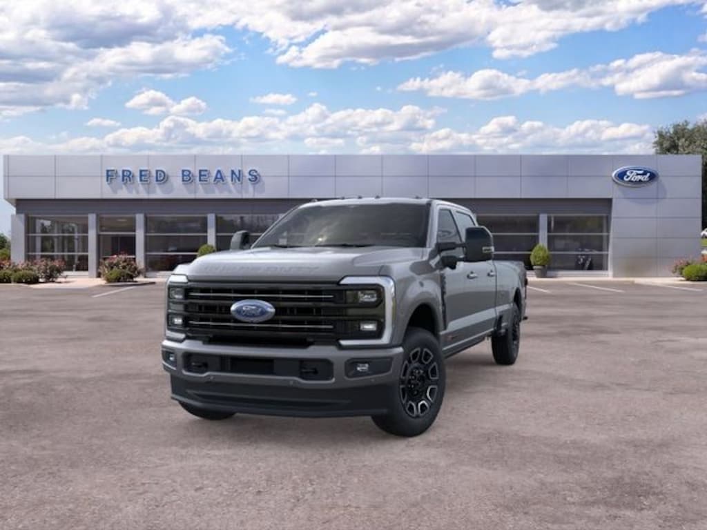 New 2026 Ford F-350 Platinum Truck Crew Cab