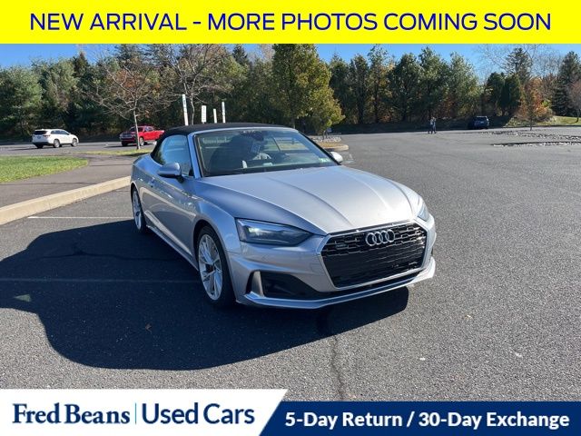 2021 Audi A5 45 Premium Cabriolet photo 2