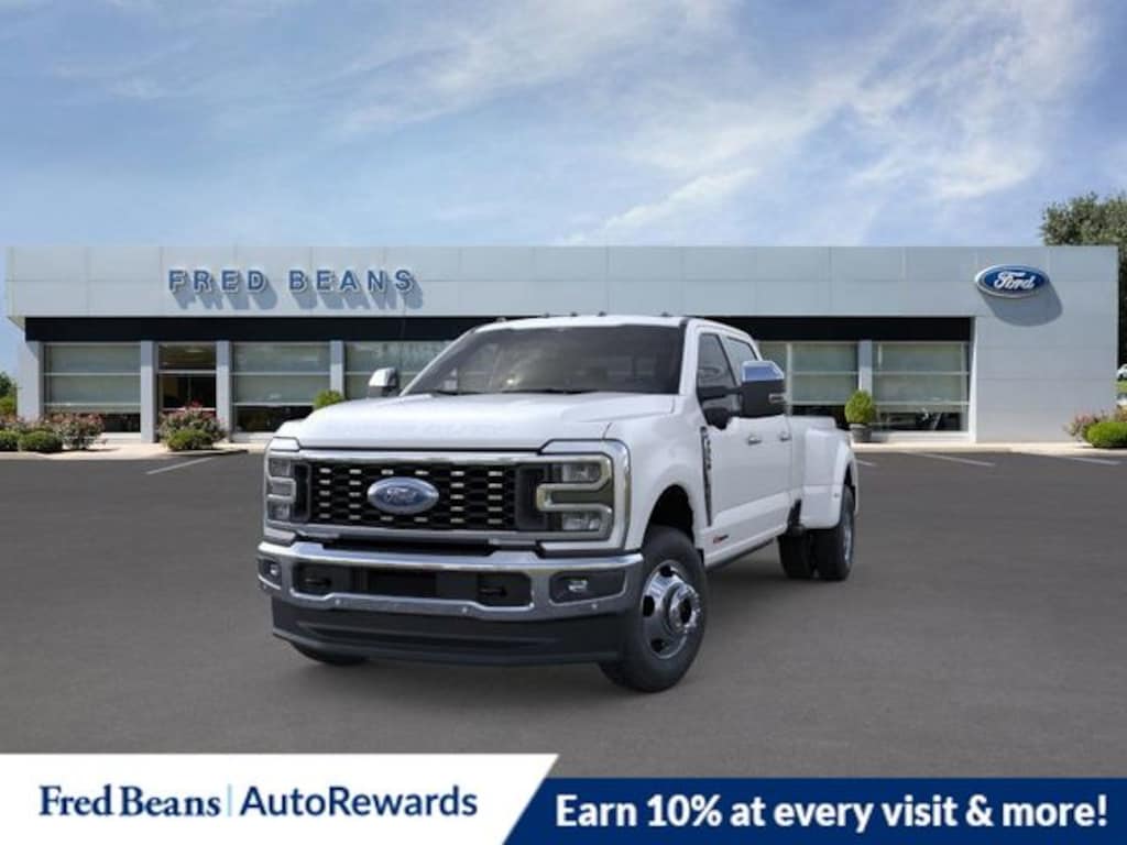 New 2026 Ford F-350 Lariat Truck Crew Cab