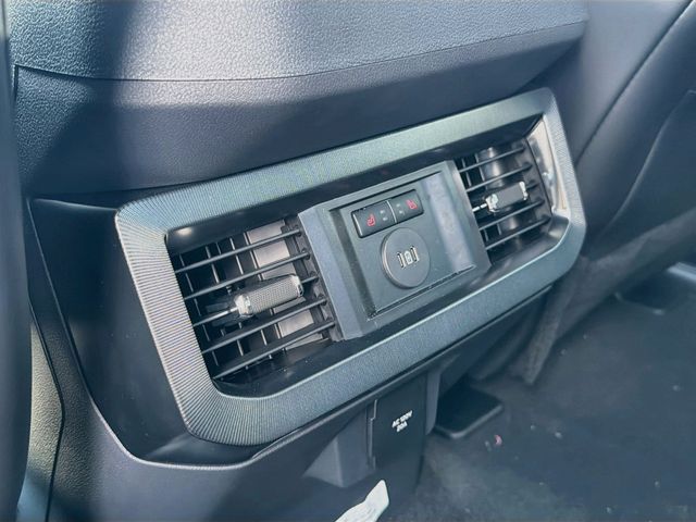 2026 Ford F-250 Super Duty Platinum - Photo 18