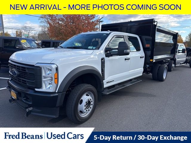 2023 Ford F-550 Super Duty Chassis Cab XL's photo