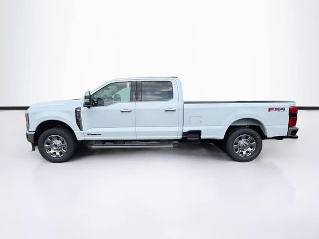 New 2026 Ford F-250 Lariat Truck Crew Cab
