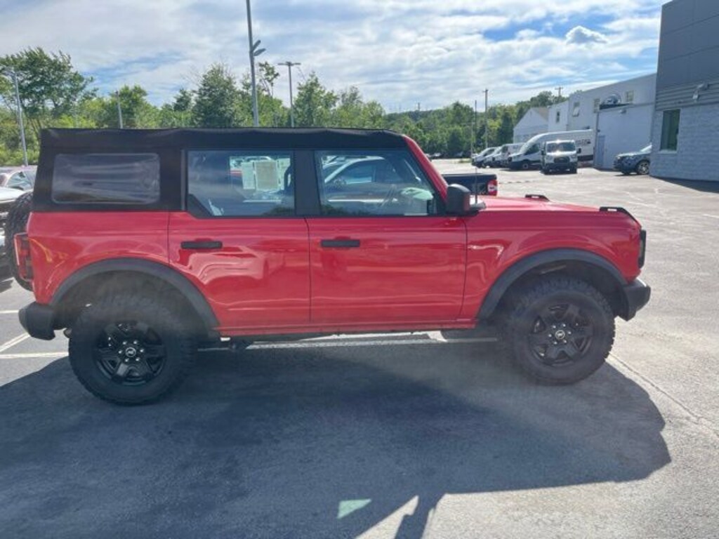 Used 2023 Ford Bronco Base SUV