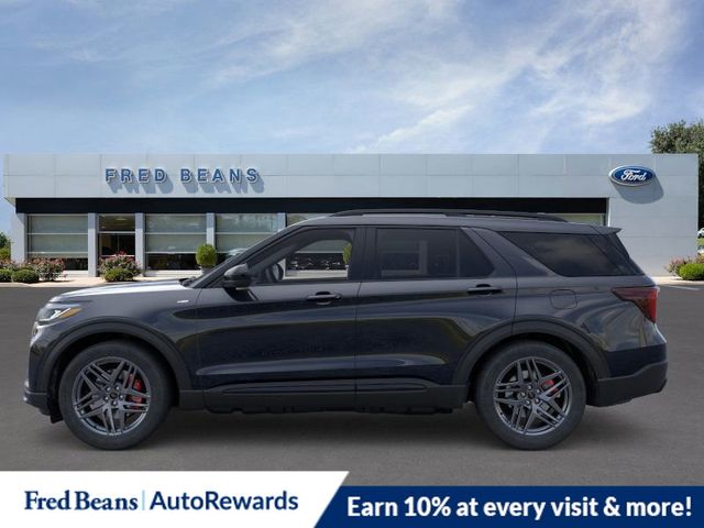 2025 Ford Explorer ST-Line photo 2