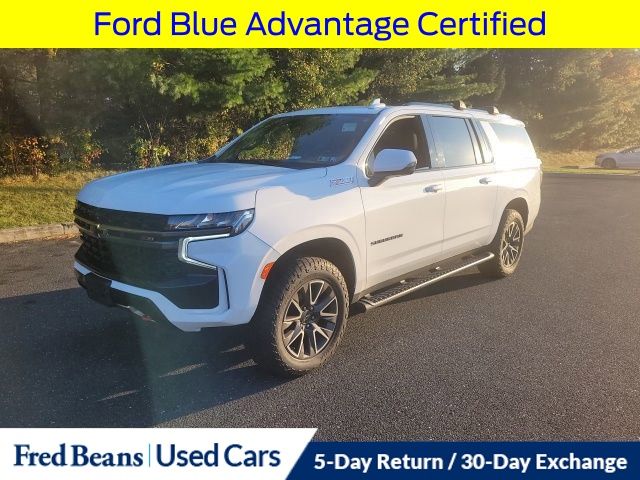 2022 Chevrolet Suburban Z71 photo 2