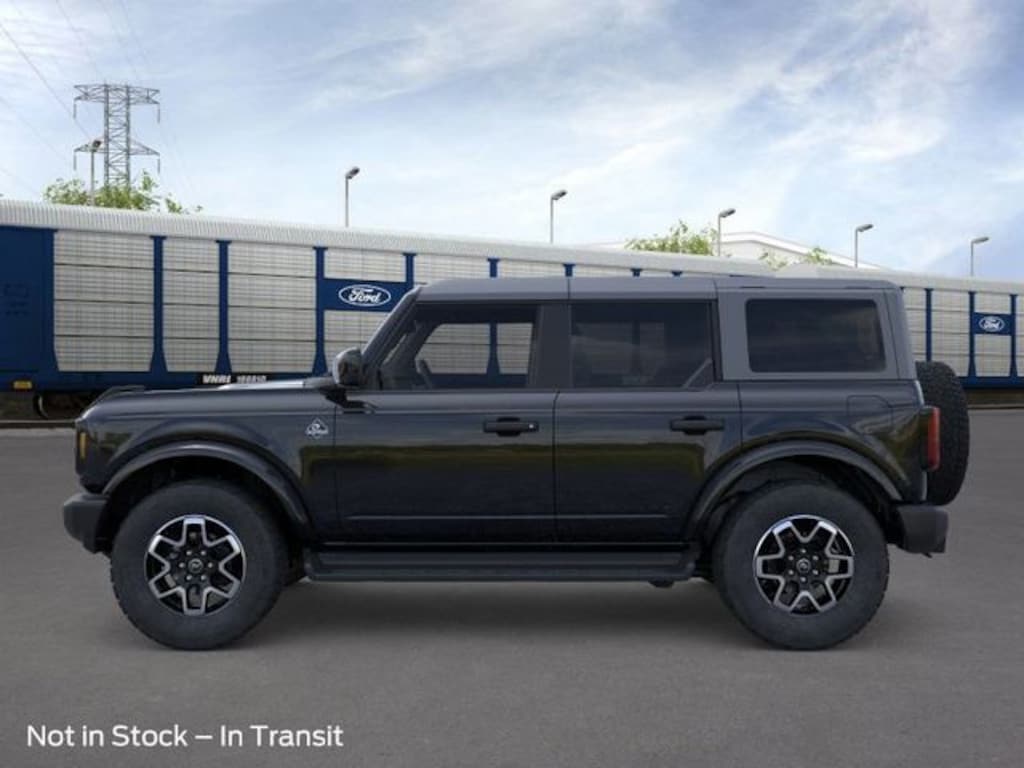 New 2026 Ford Bronco Outer Banks SUV