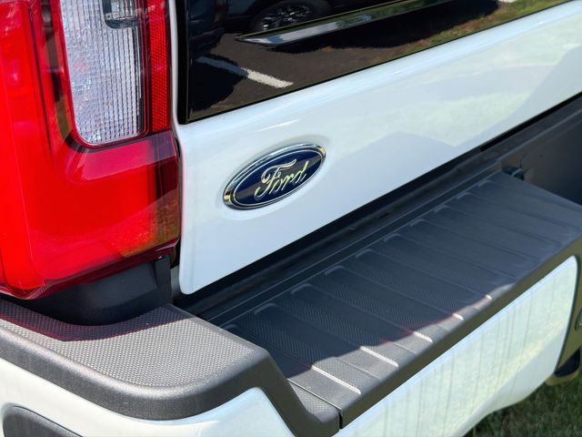 2026 Ford F-250 Super Duty Platinum - Photo 23