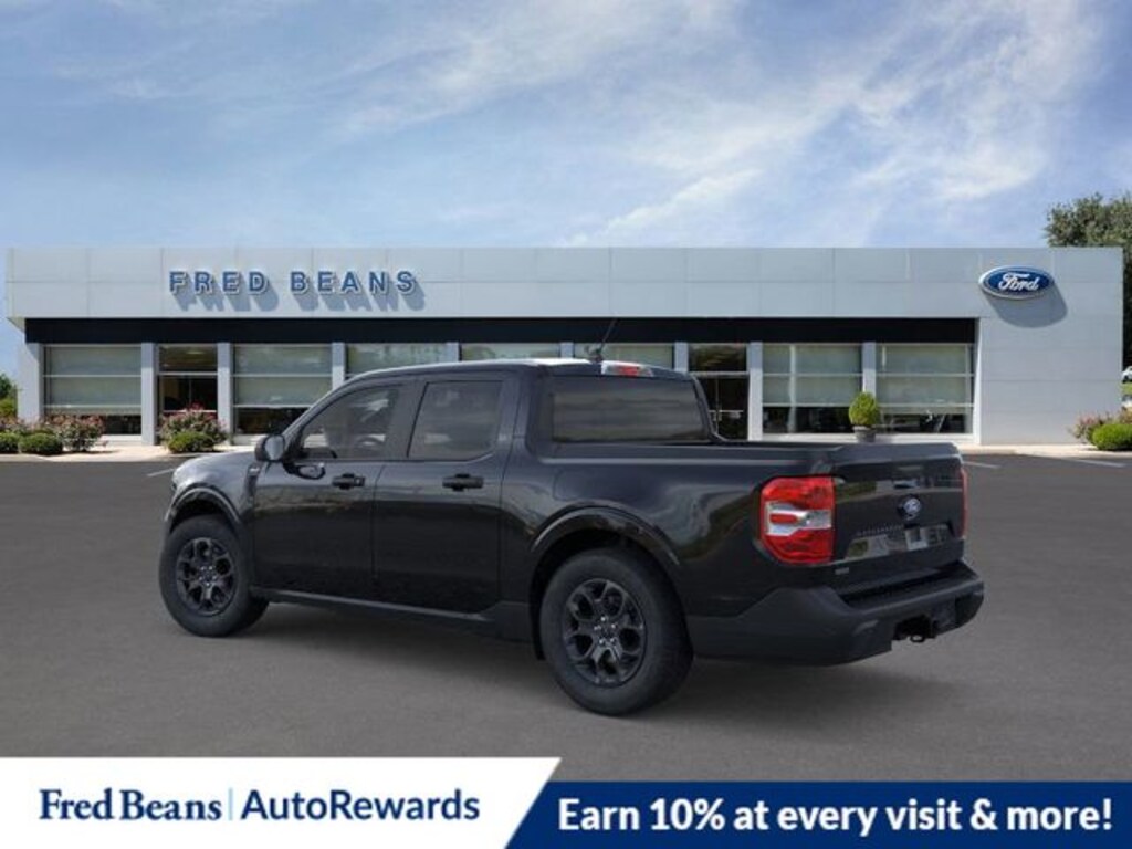 New 2025 Ford Maverick XLT Truck SuperCrew