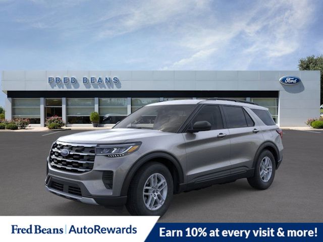 2026 Ford Explorer photo 2