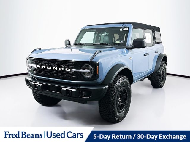 2023 Ford Bronco Wildtrak photo 2