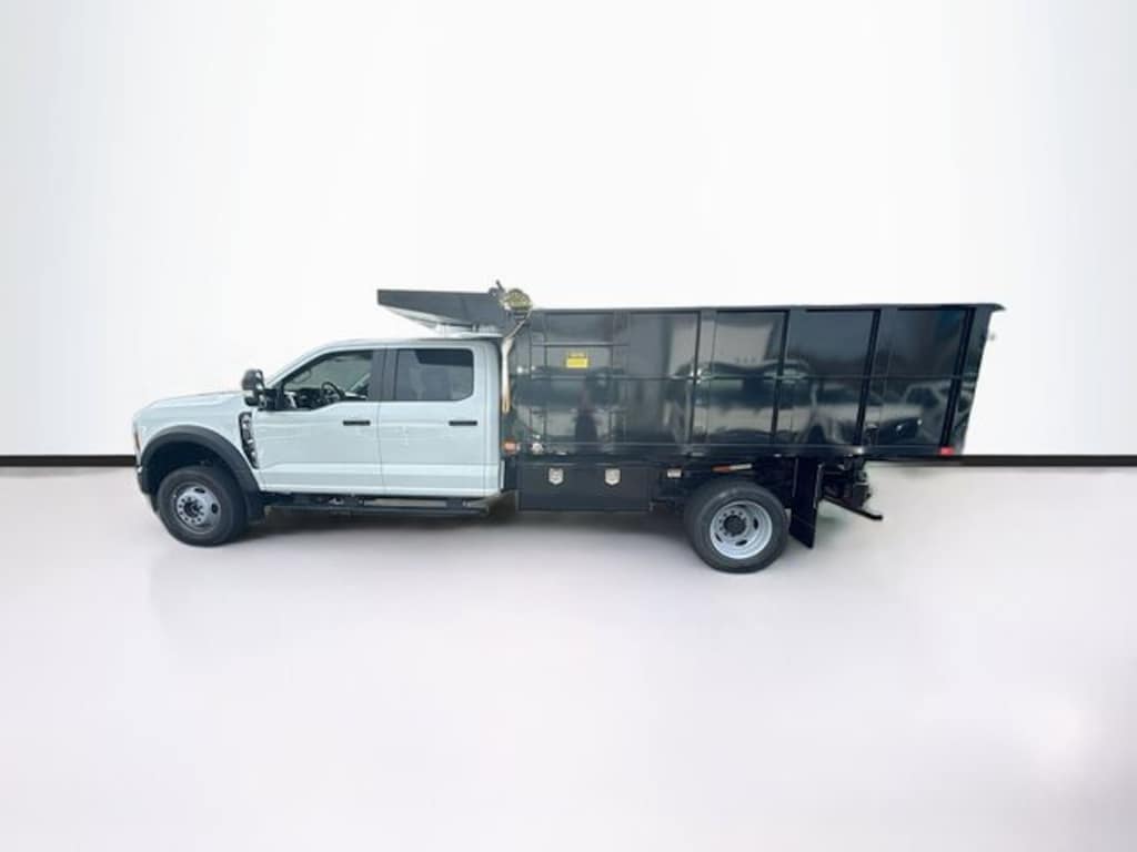 New 2026 Ford F-450 Chassis XL Truck Crew Cab