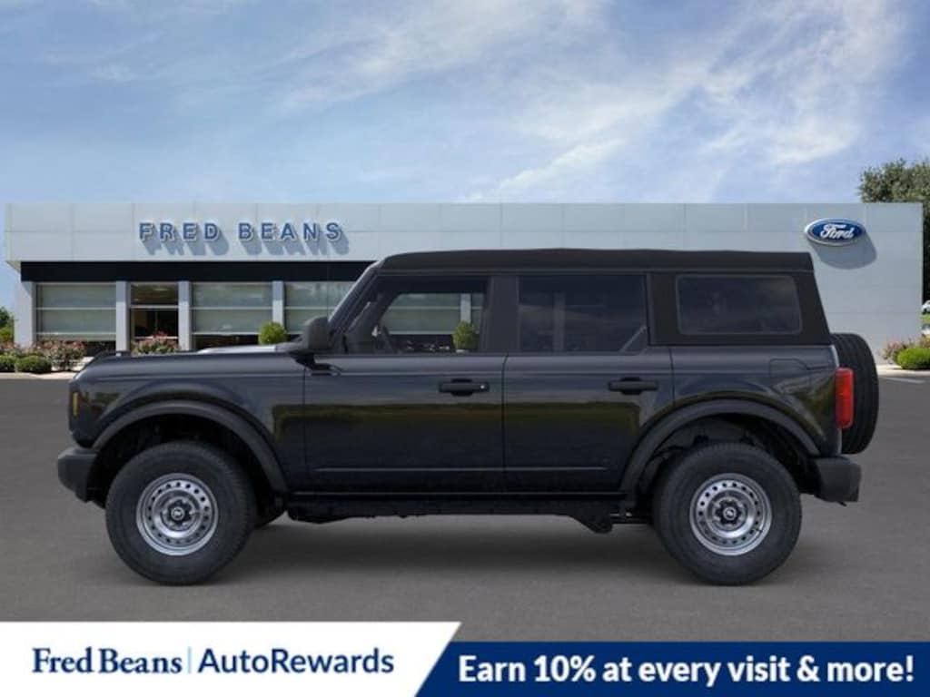 New 2025 Ford Bronco Base SUV