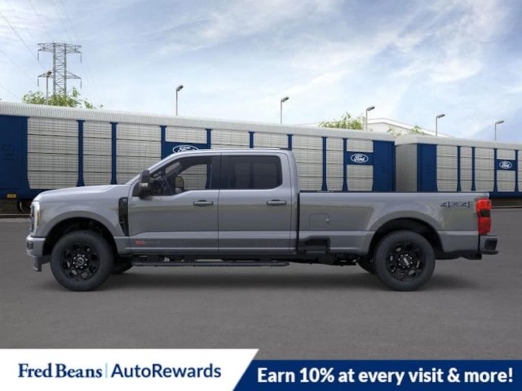 New 2026 Ford F-350 XLT Truck Crew Cab