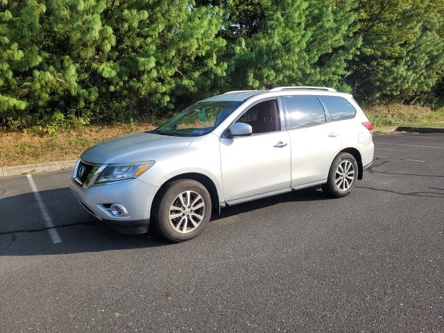 Used 2015 Nissan Pathfinder SV with VIN 5N1AR2MMXFC609330 for sale in Doylestown, PA