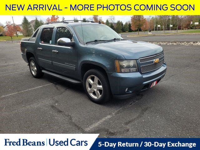 2012 Chevrolet Avalanche LS