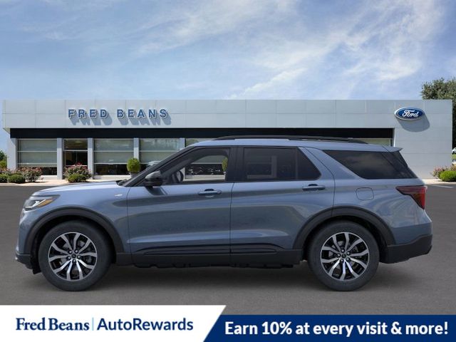 2025 Ford Explorer ST-Line photo 4