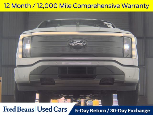 2024 Ford F-150 Lightning Lariat photo 3