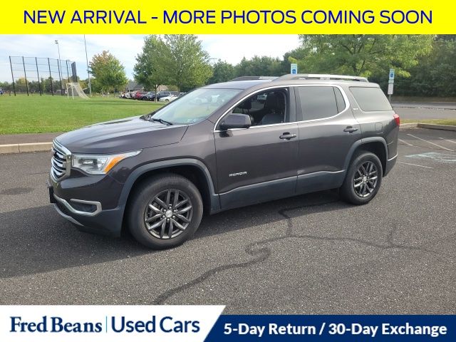 2017 Gmc Acadia SLT photo 2