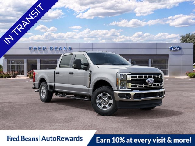 2027 Ford F-250 XLT Truck Crew Cab