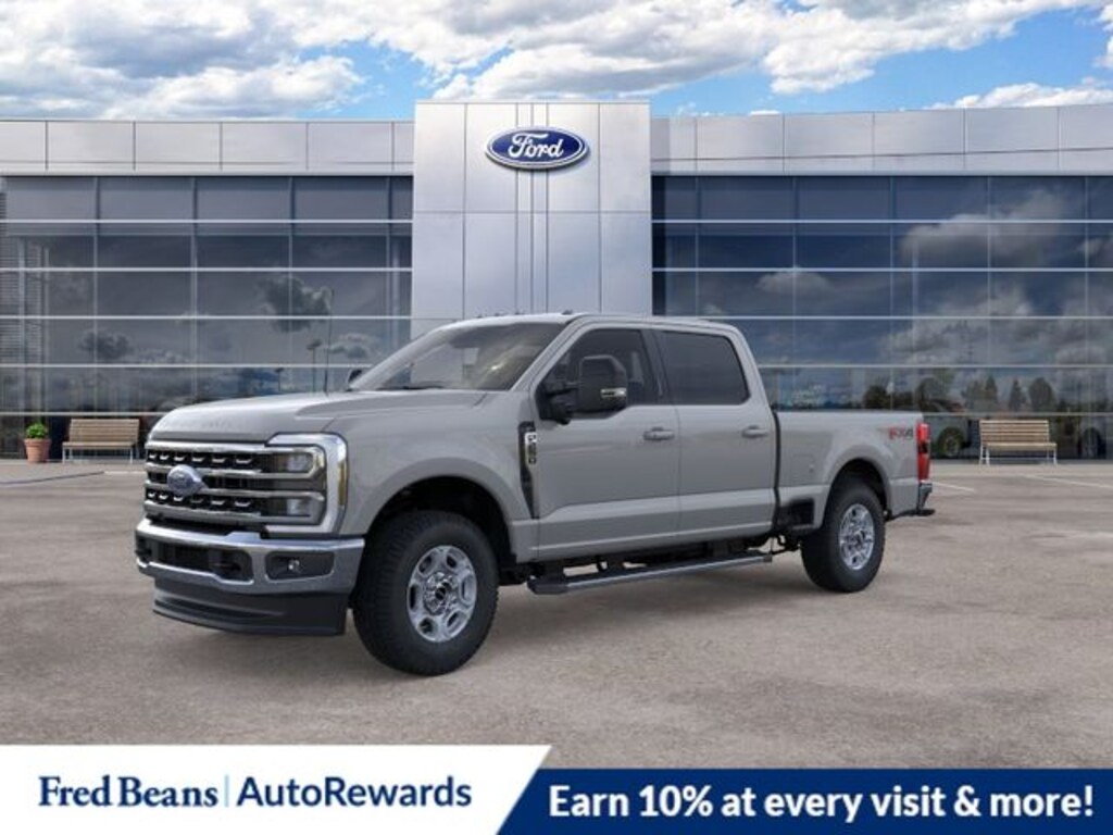 New 2026 Ford F-250 XLT Truck Crew Cab