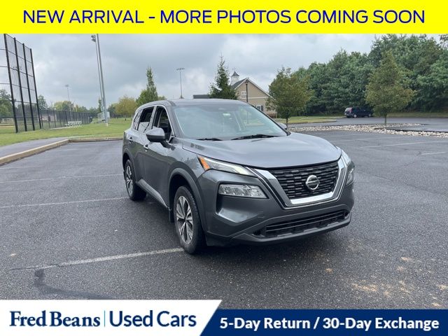 2021 Nissan Rogue SV photo 2