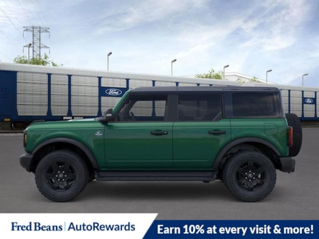 New 2025 Ford Bronco Outer Banks SUV