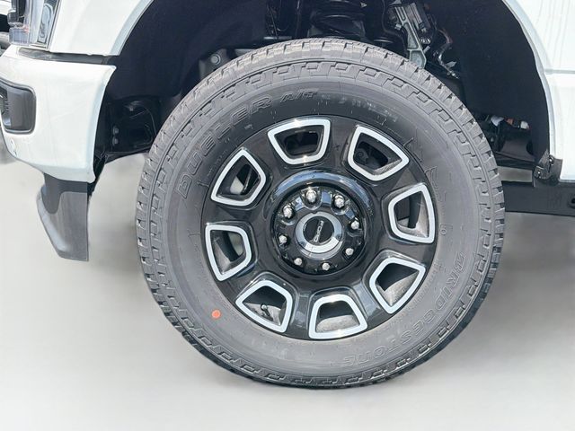 2026 Ford F-250 Super Duty Platinum - Photo 24