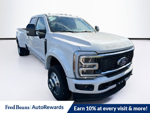 2027 Ford F-450 Platinum Truck Crew Cab