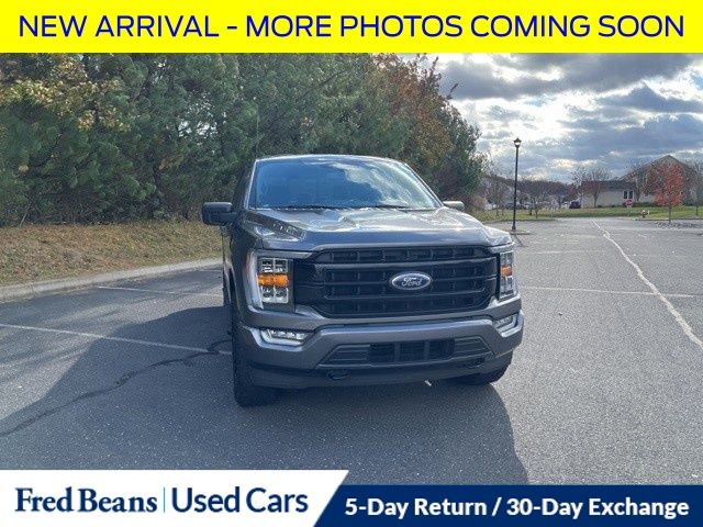 2022 Ford F-150 XLT photo 2