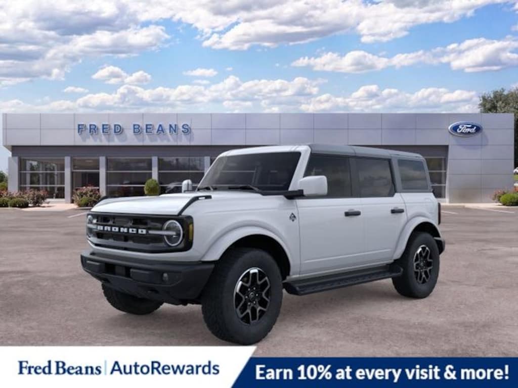 New 2026 Ford Bronco Outer Banks SUV