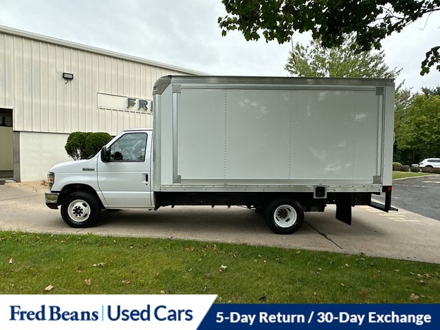 2017 Ford E-350 photo 4