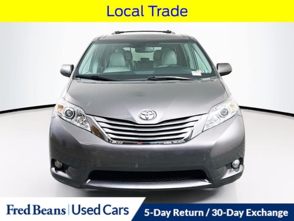 Used 2016 Toyota Sienna XLE Premium Van