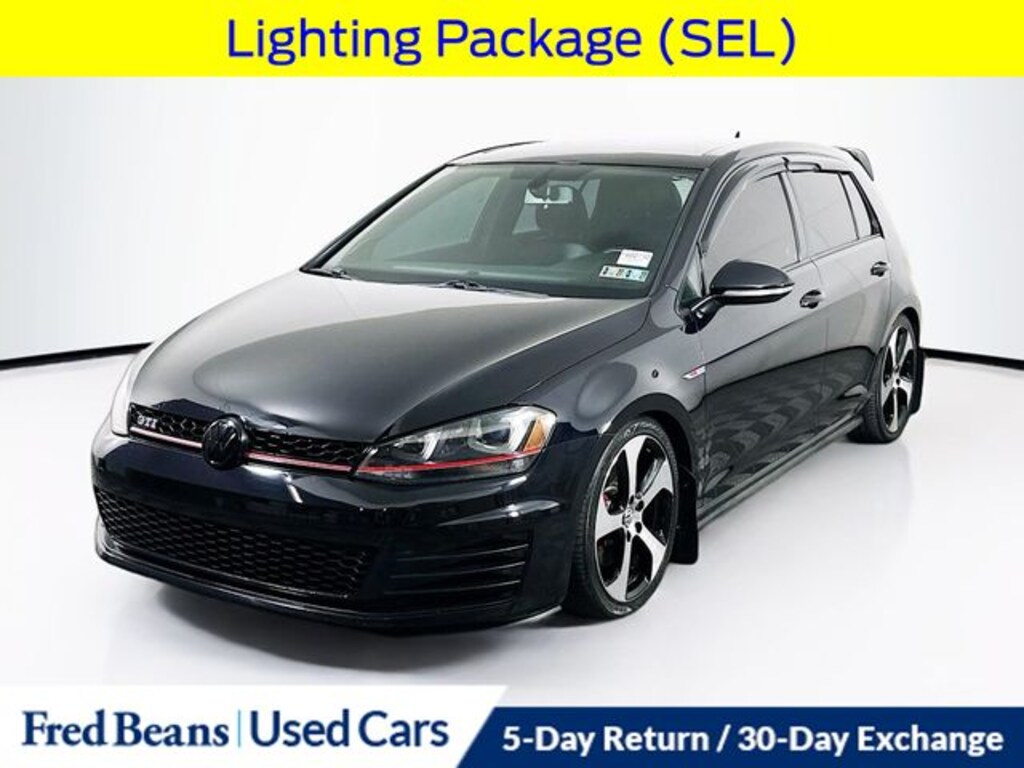 Used 2016 Volkswagen Golf GTI SE Hatchback