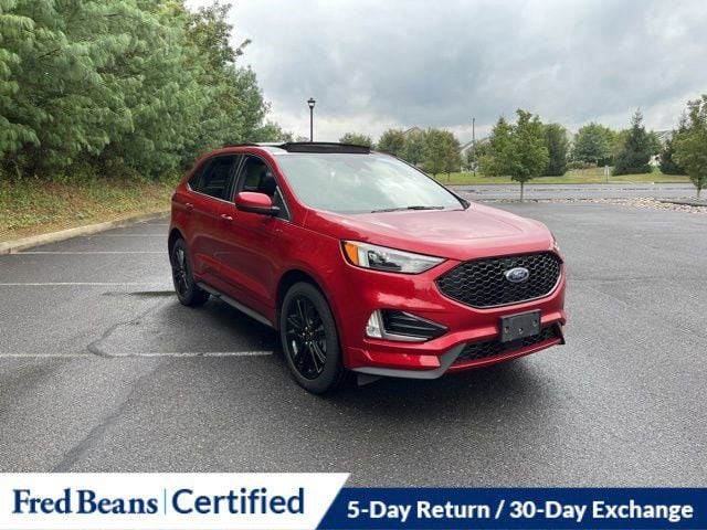 2022 Ford Edge SUV 
