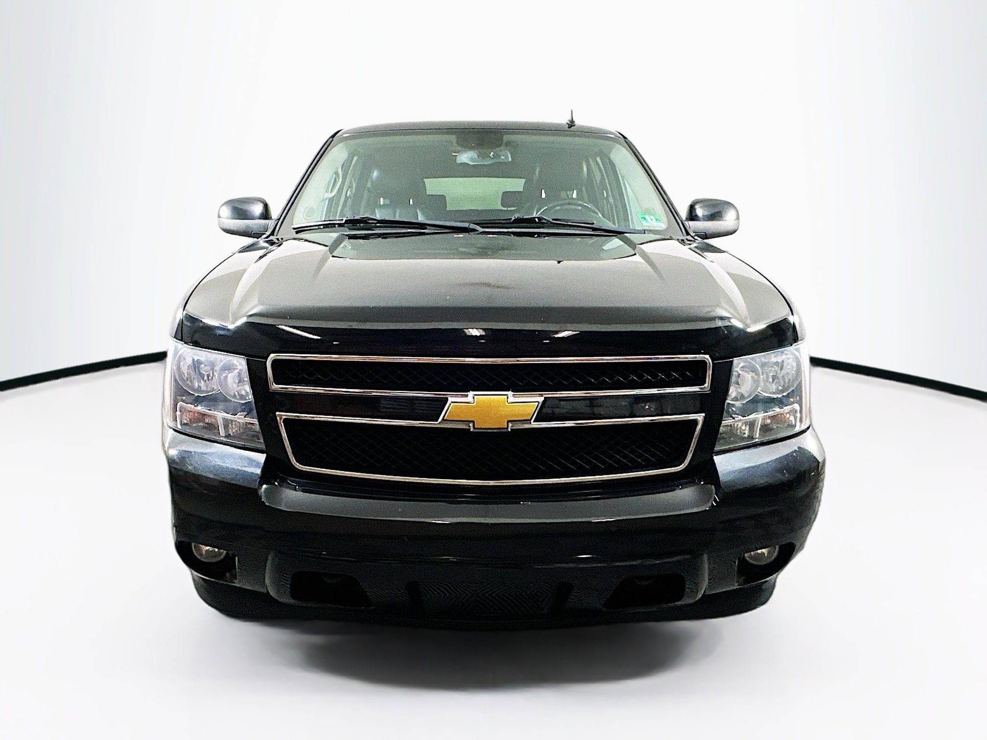 Used 2014 Chevrolet Suburban LT with VIN 1GNSKJE73ER230785 for sale in Doylestown, PA