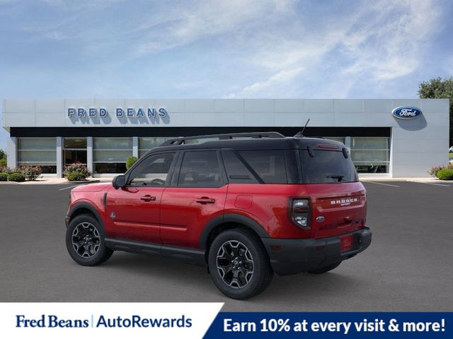 2025 Ford Bronco Sport Outer Banks photo 4