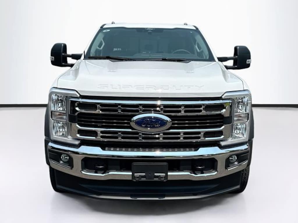 New 2026 Ford F-450 Chassis XL Truck Crew Cab