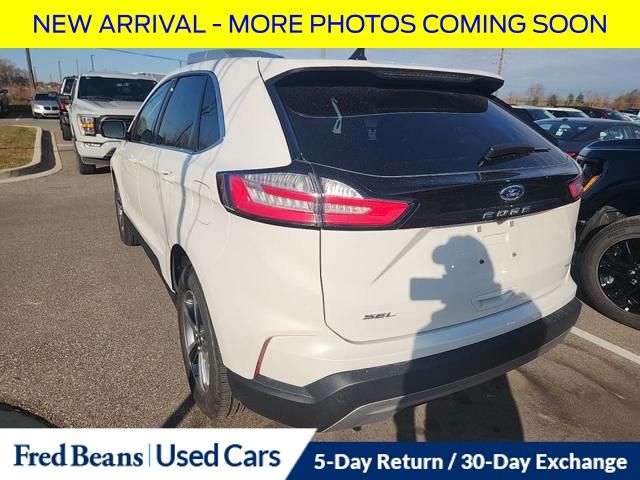2024 Ford Edge SEL photo 3