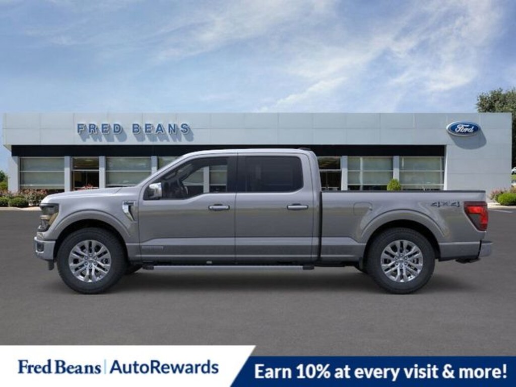 New 2025 Ford F-150 XLT Truck SuperCrew Cab