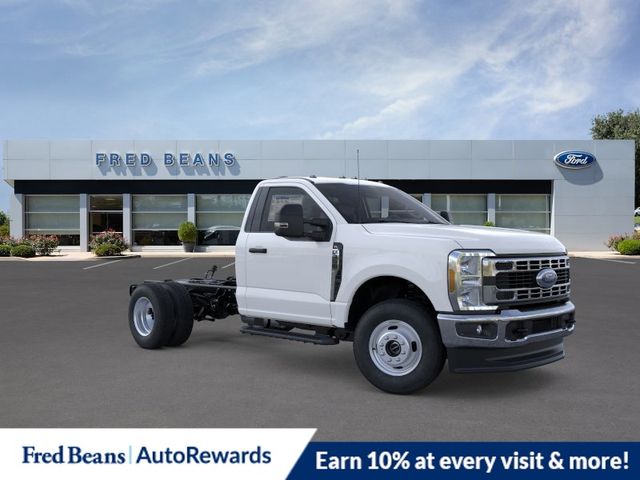 2026 Ford F-350 XL 4x4 Regular Cab 145-In DRW's photo