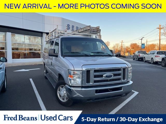 Used 2013 Ford E-Series Econoline Wagon XLT with VIN 1FBNE3BL4DDB06311 for sale in Doylestown, PA