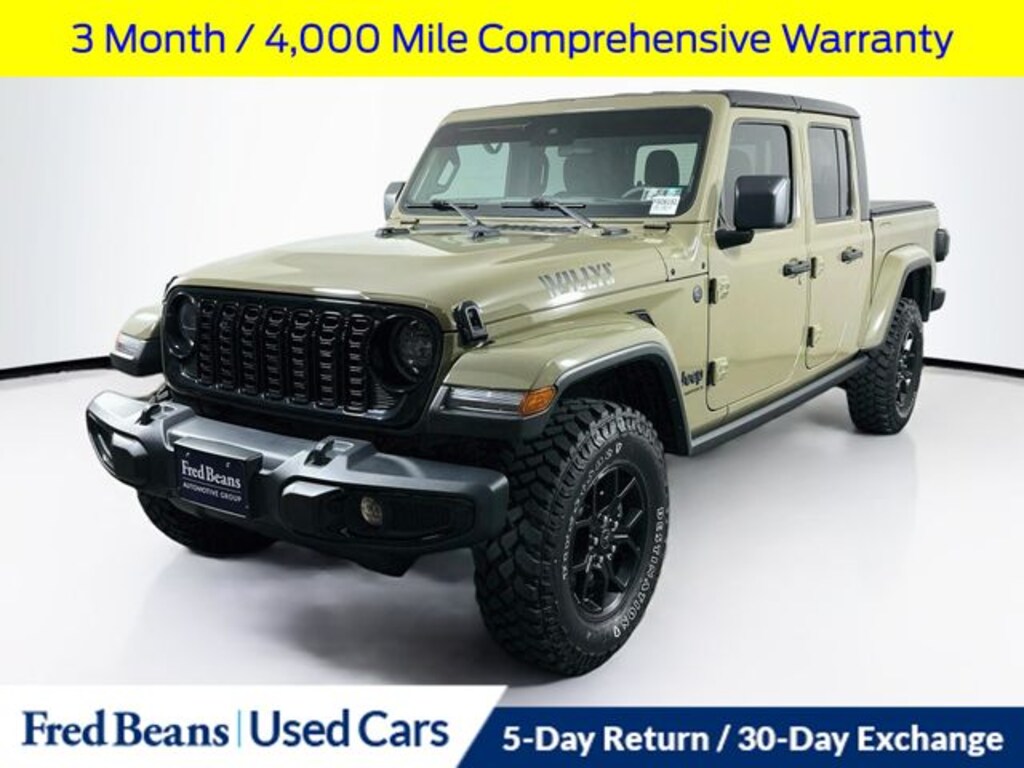 Used 2025 Jeep Gladiator Willys Truck Crew Cab