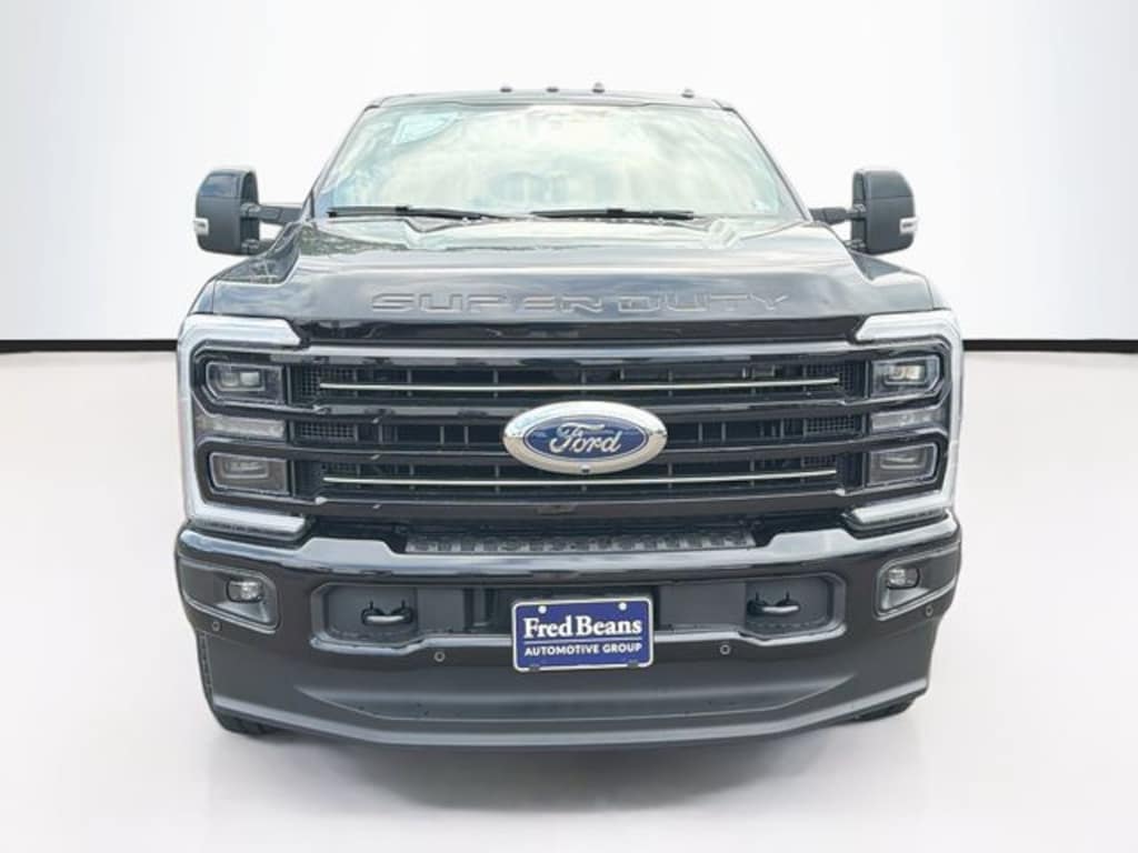New 2026 Ford F-350 Platinum Truck Crew Cab