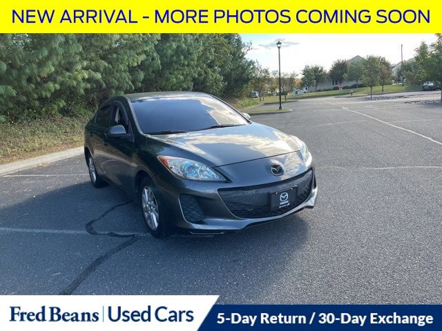 2013 Mazda Mazda3 Touring photo 2