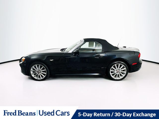2018 Fiat 124 Spider Lusso photo 3
