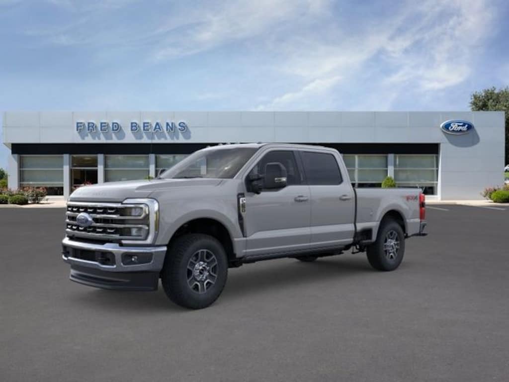 New 2026 Ford F-250 Lariat Truck Crew Cab