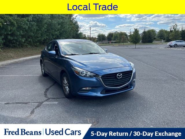 2017 Mazda Mazda3 Sport photo 2