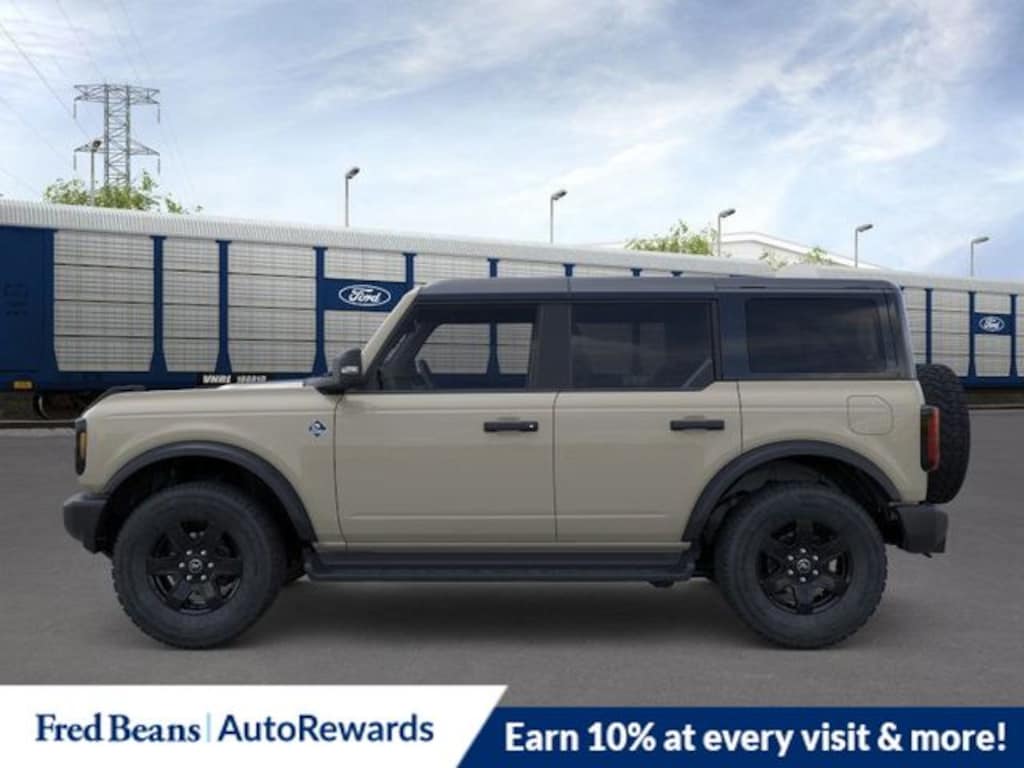 New 2025 Ford Bronco Outer Banks SUV